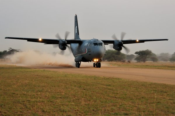 Azerbaycan Hava Kuvvetleri’nden C-27J nakliye uçağı siparişi