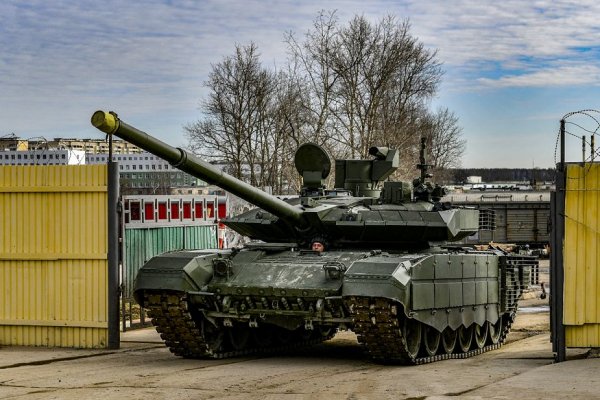 Rus ordusuna T-90M tankı ve BREM-1M kurtarma aracı teslimatı